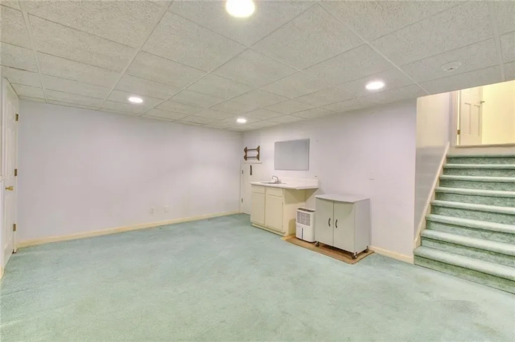 2659 Amberly Drive, Dunwoody, Georgia, United States. - Photo 39