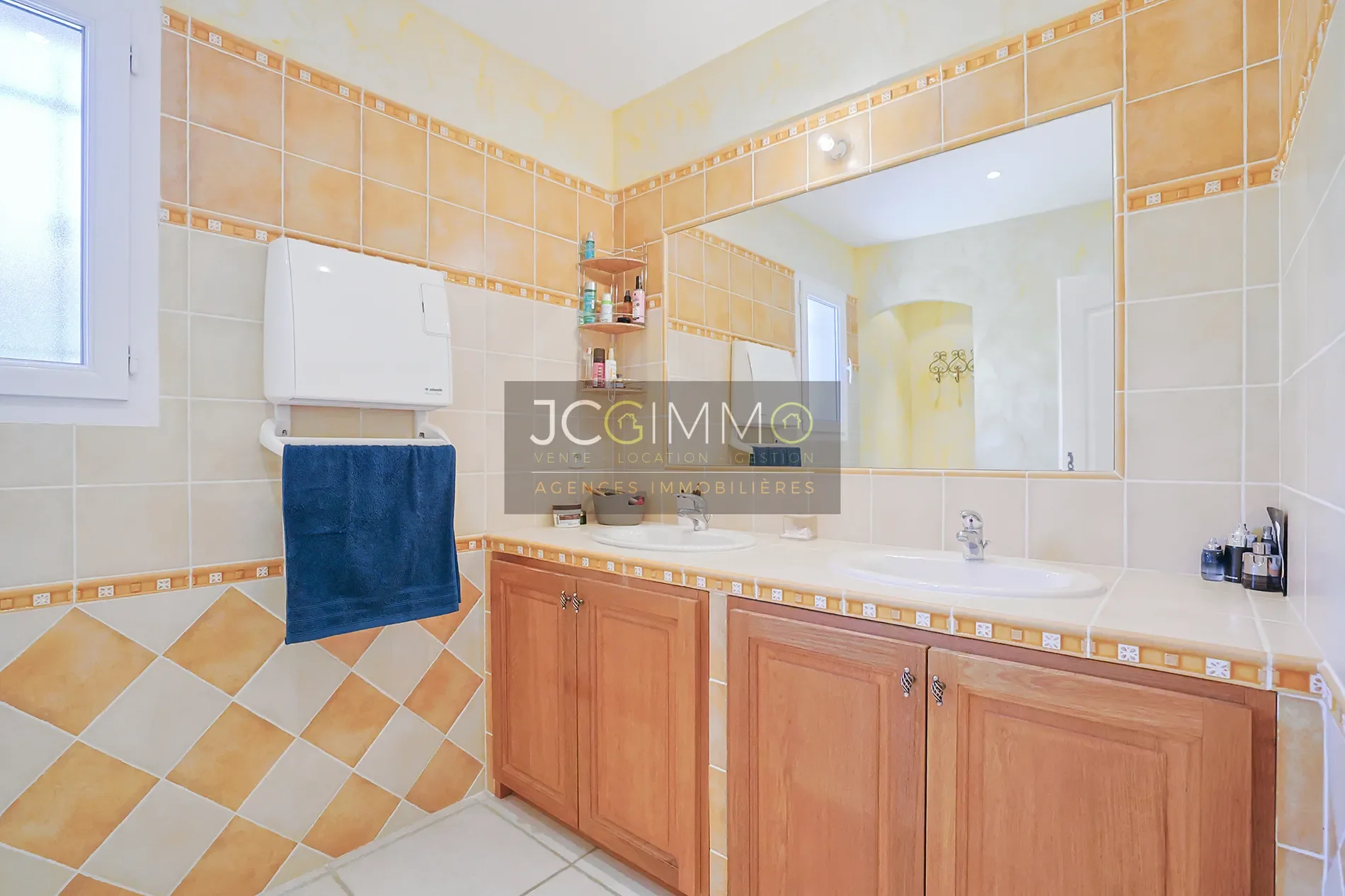 Gallery photo 4