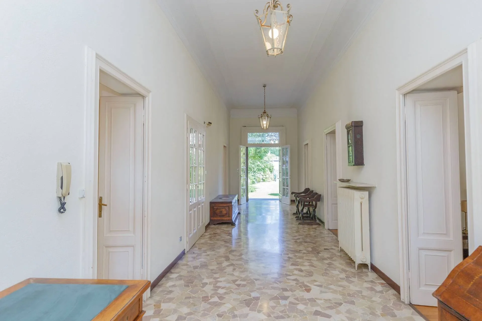 Gallery photo 2