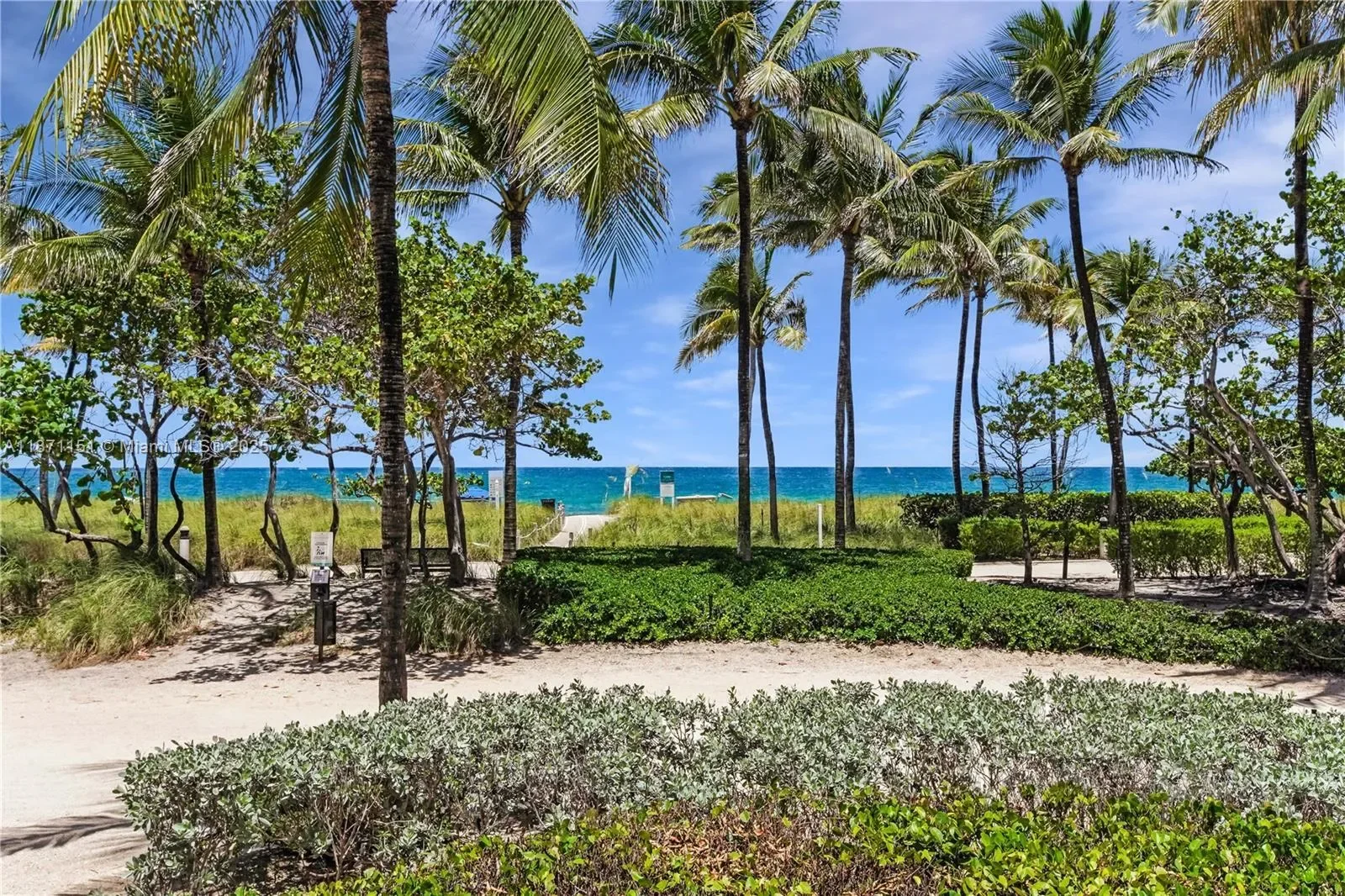 10155 Collins Ave 606, Bal Harbour, Florida, United States. - Photo 38