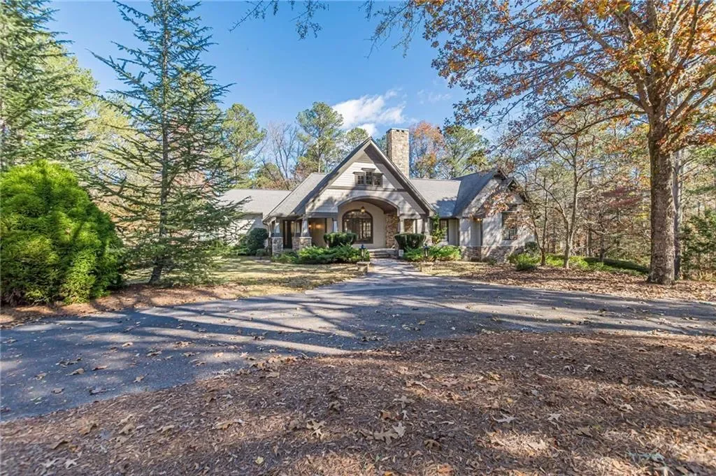 5752 W PHILLIPS MILL Road, Douglasville, Georgia, United States. - Hero Image