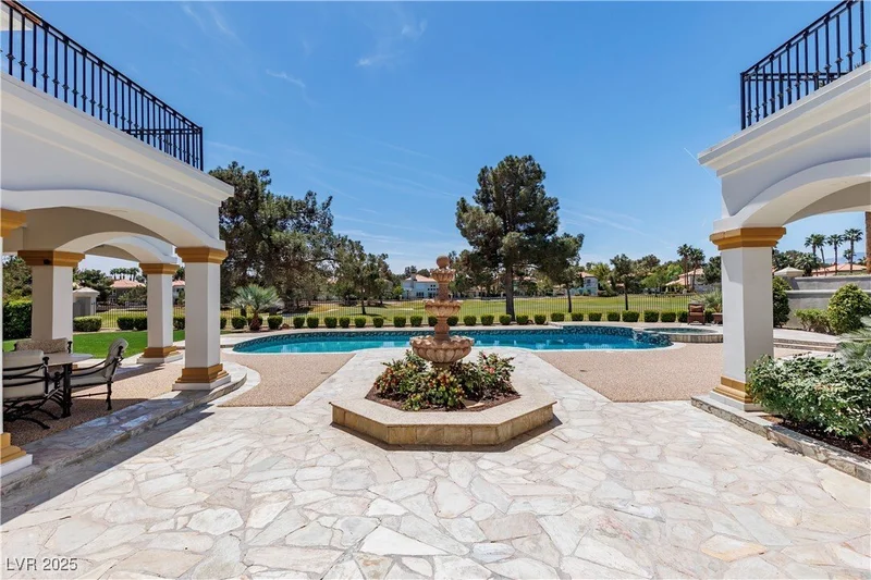 35 Ventana Canyon Drive, Las Vegas, Nevada, United States. - Photo 11