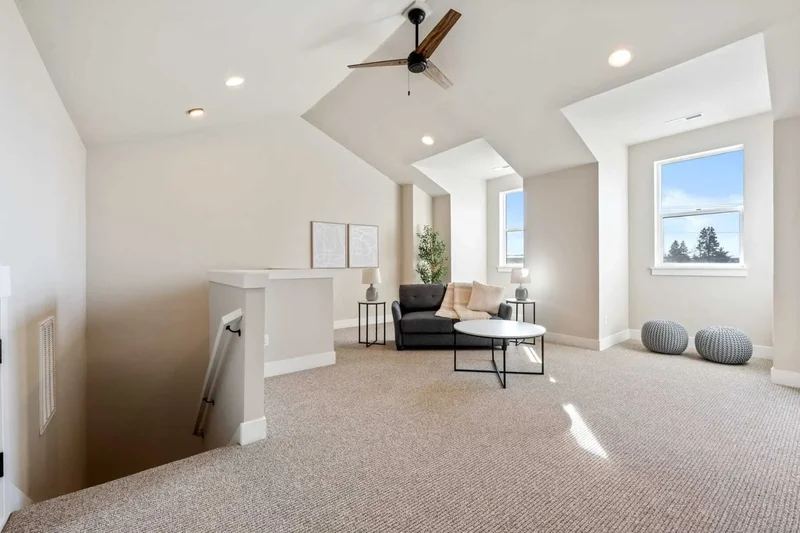 20532 NE Empire Avenue , Bend, OR 97701, Bend, Oregon, United States. - Photo 24