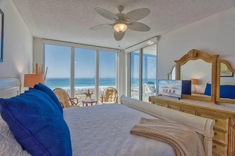 8477 Gulf Boulevard #APT 202, Navarre, FL 32566, Pensacola Beach, Florida, United States. - Photo 45