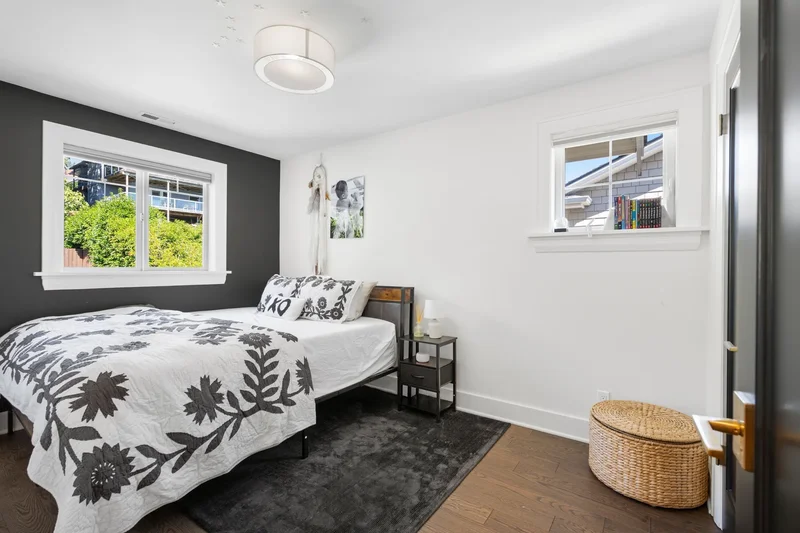 312 Prospect St , Seattle, WA 98109, Seattle, Washington, United States. - Photo 22