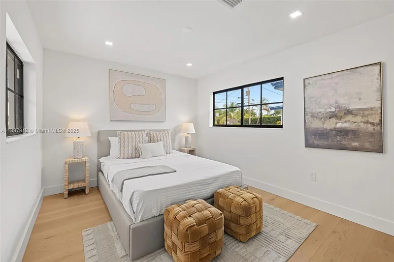 8858 Garland Ave, Bal Harbour, Florida, United States. - Photo 21