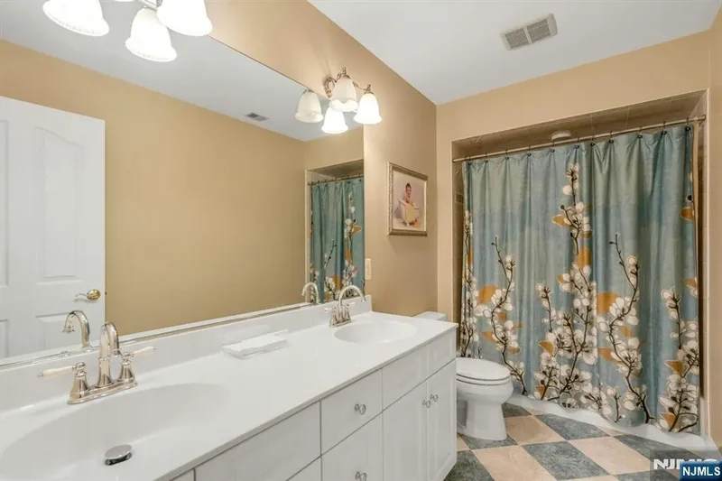 7 Valley Forge Road, Oakland, NJ 07436, Oakland, New Jersey, United States. - Photo 30