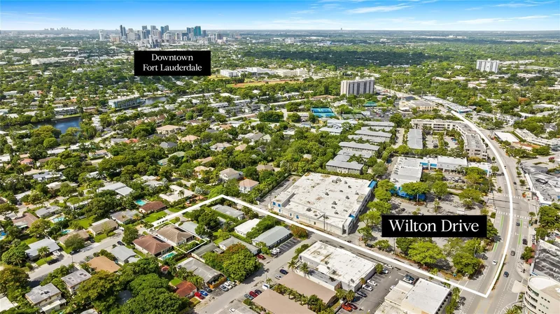 717 NE 22nd Dr, Wilton Manors, Florida, United States. - Photo 2