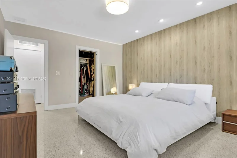 9008 Dickens Ave, Bal Harbour, Florida, United States. - Photo 15