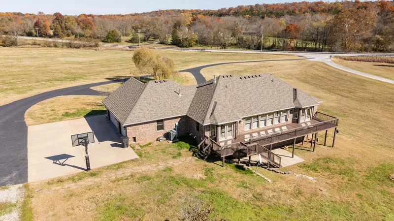 5105 W Dulin Lane, Brookline, MO 65619, Republic, Missouri, United States. - Photo 23
