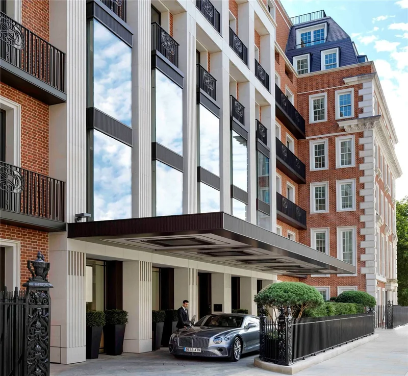 20 Grosvenor Square, London, London, England, United Kingdom. - Photo 4
