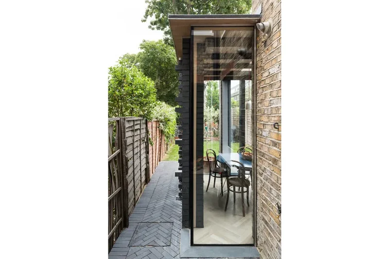 Waveney Avenue, Nunhead, London, England, United Kingdom. - Photo 11