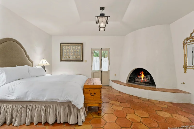 317 Limestone Creek, Hill Country Village, TX 78232, Hill Country Village, Texas, United States. - Photo 33