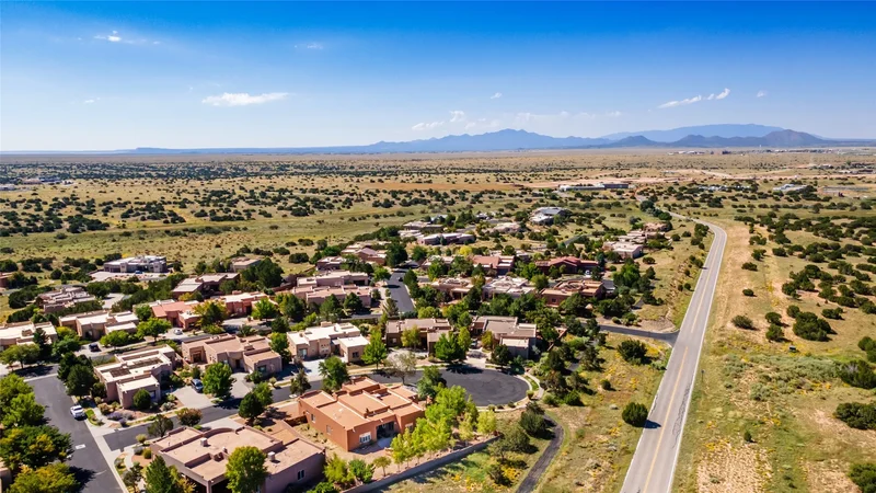 7 Westwind, Santa Fe, NM 87508, Santa Fe, New Mexico, United States. - Photo 6
