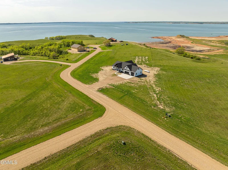 1265 42l Avenue Nw, Garrison, ND 58540, Garrison, North Dakota, United States. - Photo 119