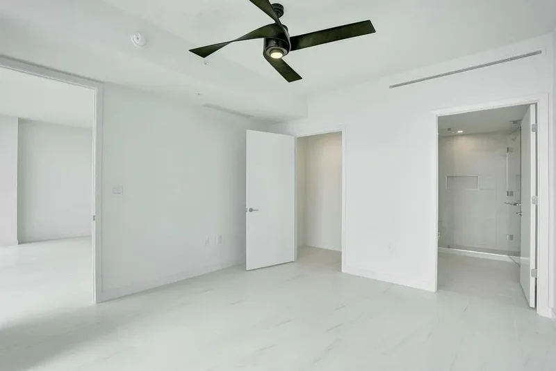 900 N Ocean Blvd. 1405, Hillsboro Beach, Florida, United States. - Photo 33