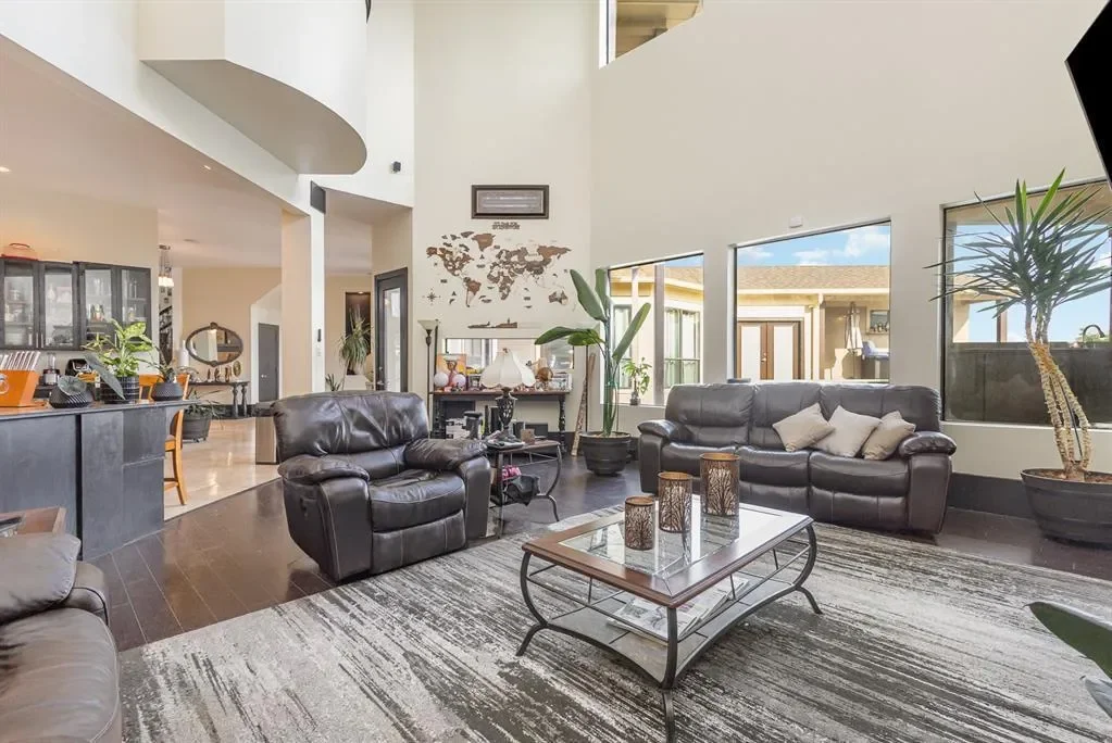 1031 Mallard Pointe Drive, Grand Prairie, Texas, United States. - Photo 5