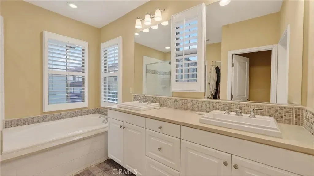 72 Honeyflower, Irvine, California, United States. - Photo 32
