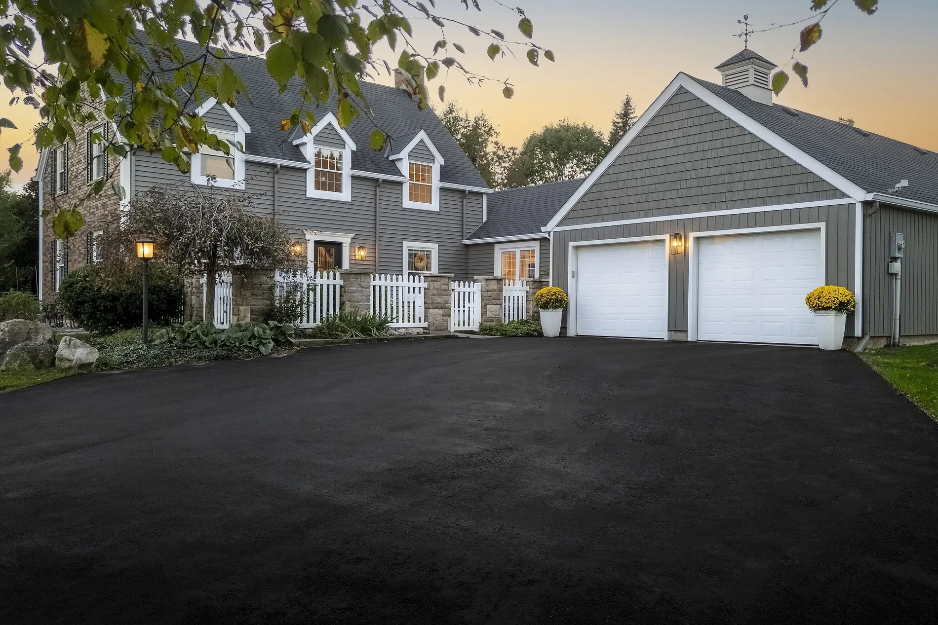 Exterior photo 3