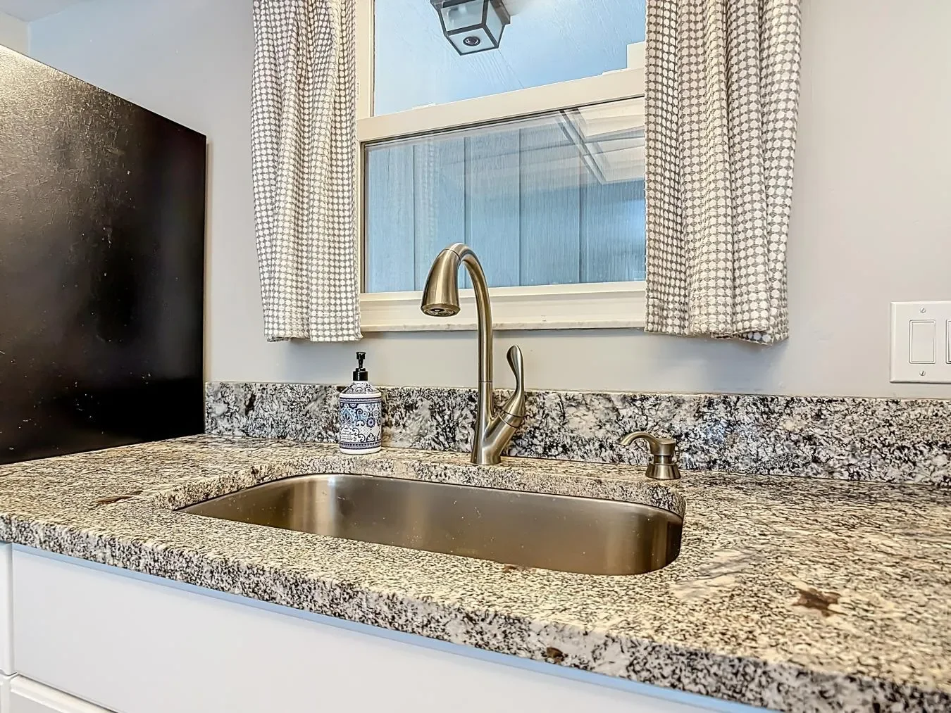 4748 Dixie Drive, Port Orange, Florida, United States. - Photo 12