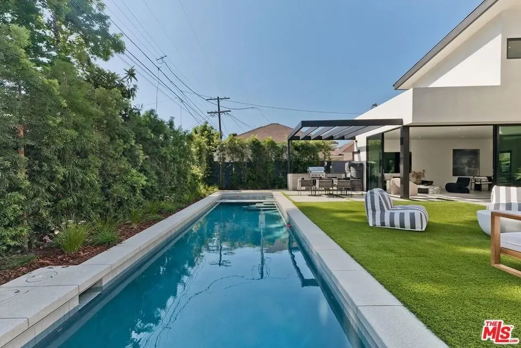 2831 Malcolm Avenue, Los Angeles, California, United States. - Photo 6