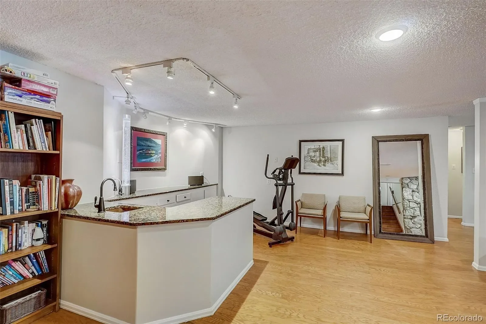 Gallery photo 7