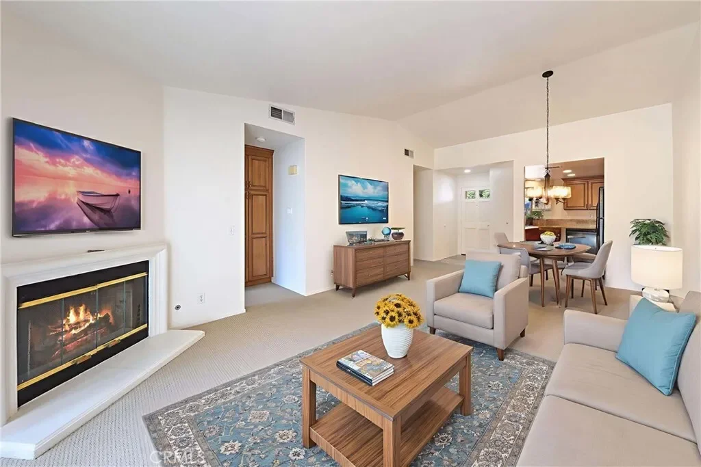 14 Abrigo, Rancho Santa Margarita, California, United States. - Photo 4
