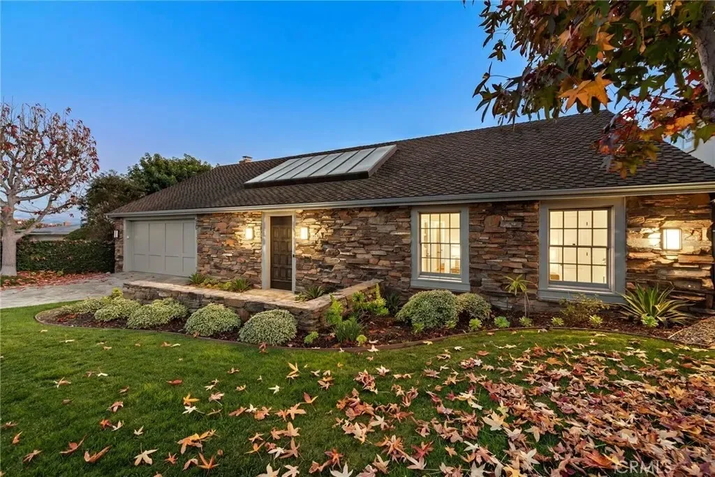 521 Kings Road, Newport Beach, California, United States. - Photo 39