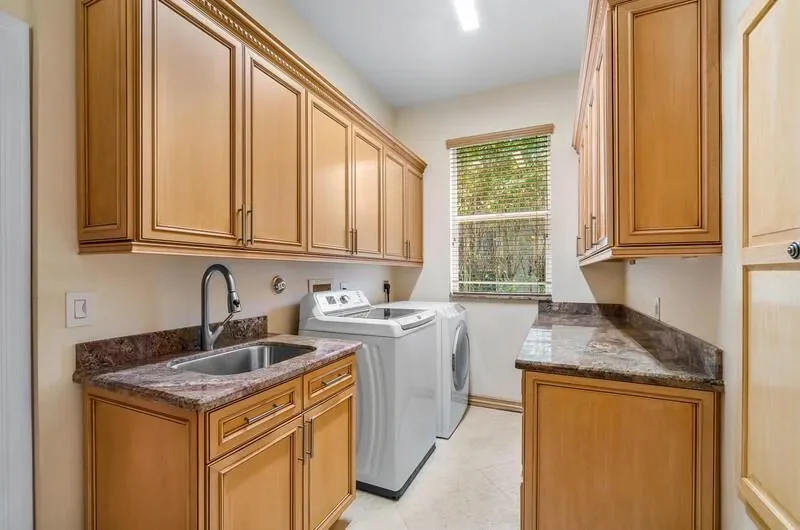 12 Martinique Cove, Palm Beach Gardens, Florida, United States. - Photo 16