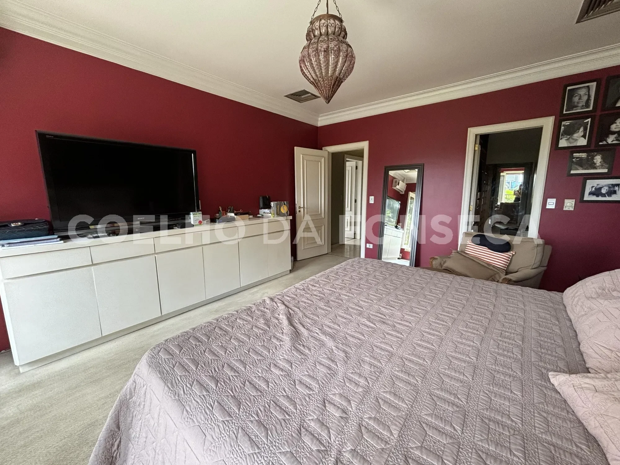 Gallery photo 9