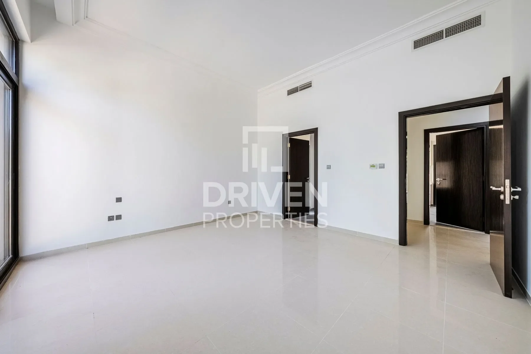 Gallery photo 10