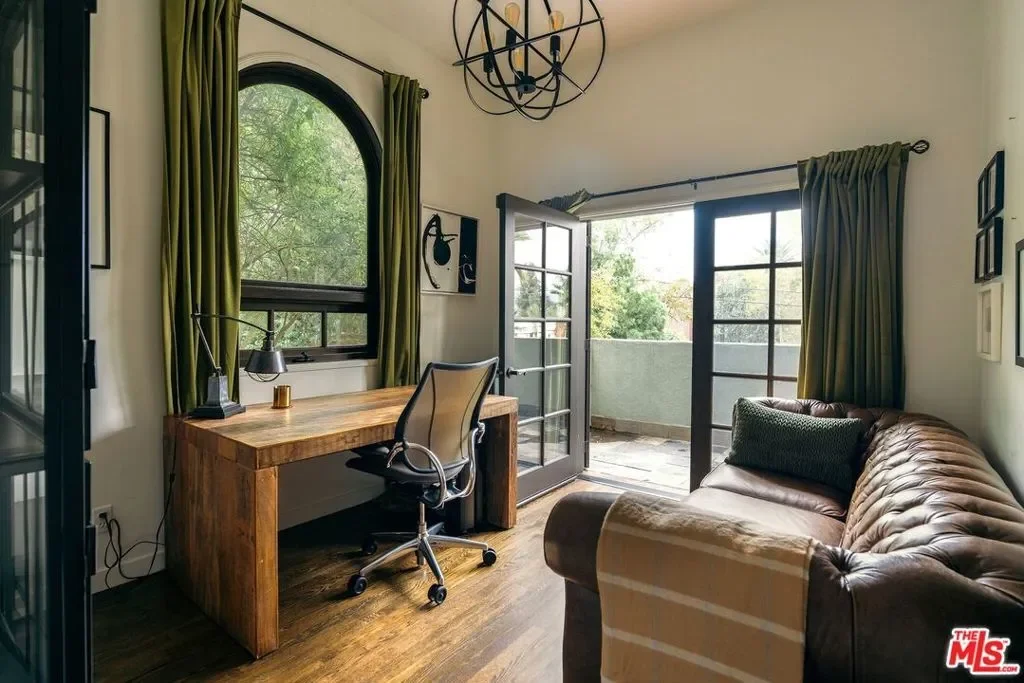 816 Hyperion Avenue, Los Angeles, California, United States. - Photo 42