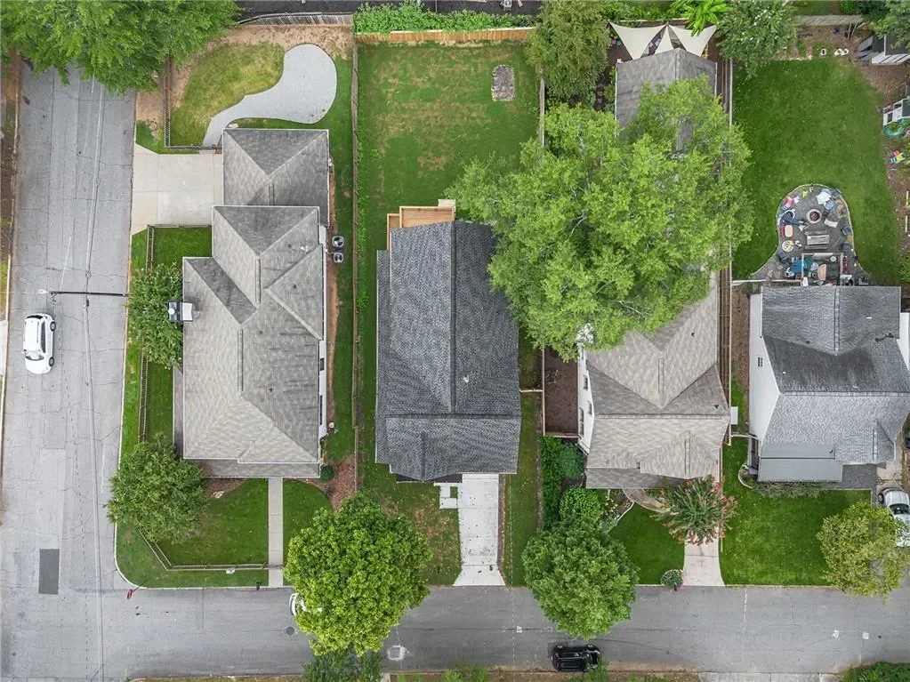 2018 Presley Way NE, Atlanta, Georgia, United States. - Photo 54