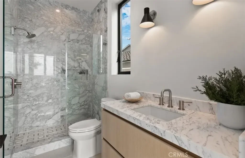 1210 Kings Rd, Newport Beach, California, United States. - Photo 16