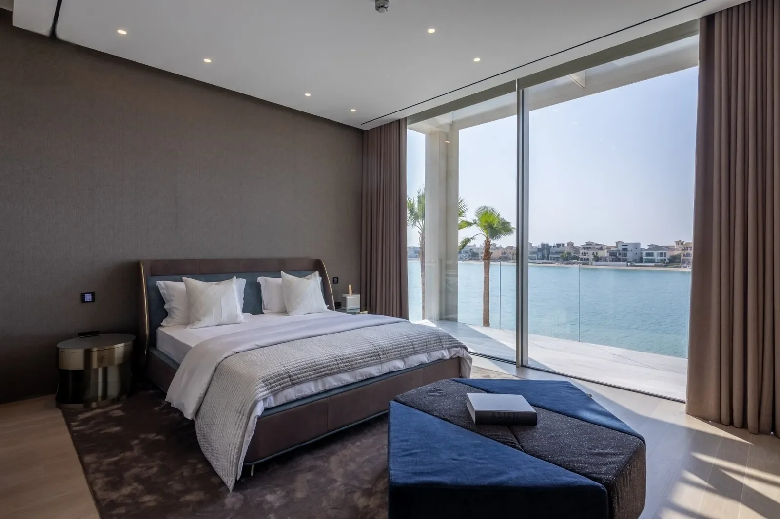 Palm Jumeirah - The Palm Jumeirah - Dubai - United Arab Emirates, Dubai, Dubai, United Arab Emirates. - Photo 6