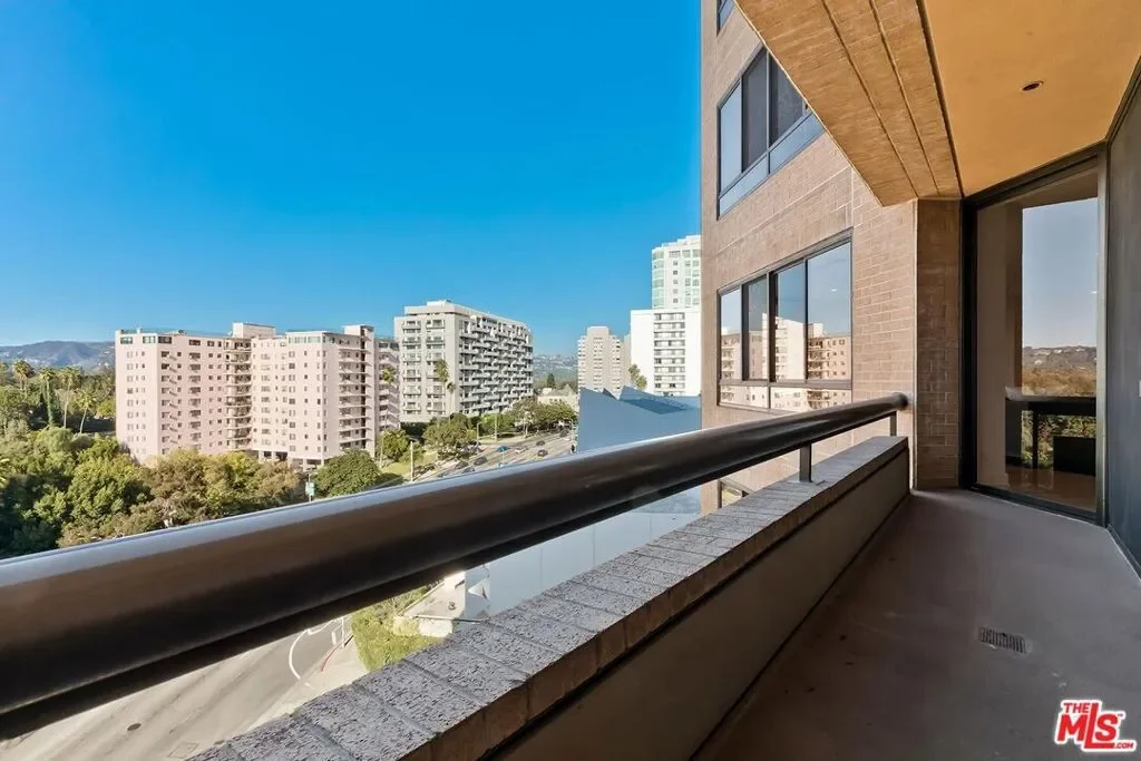 10430 Wilshire Boulevard 803, Los Angeles, California, United States. - Photo 14