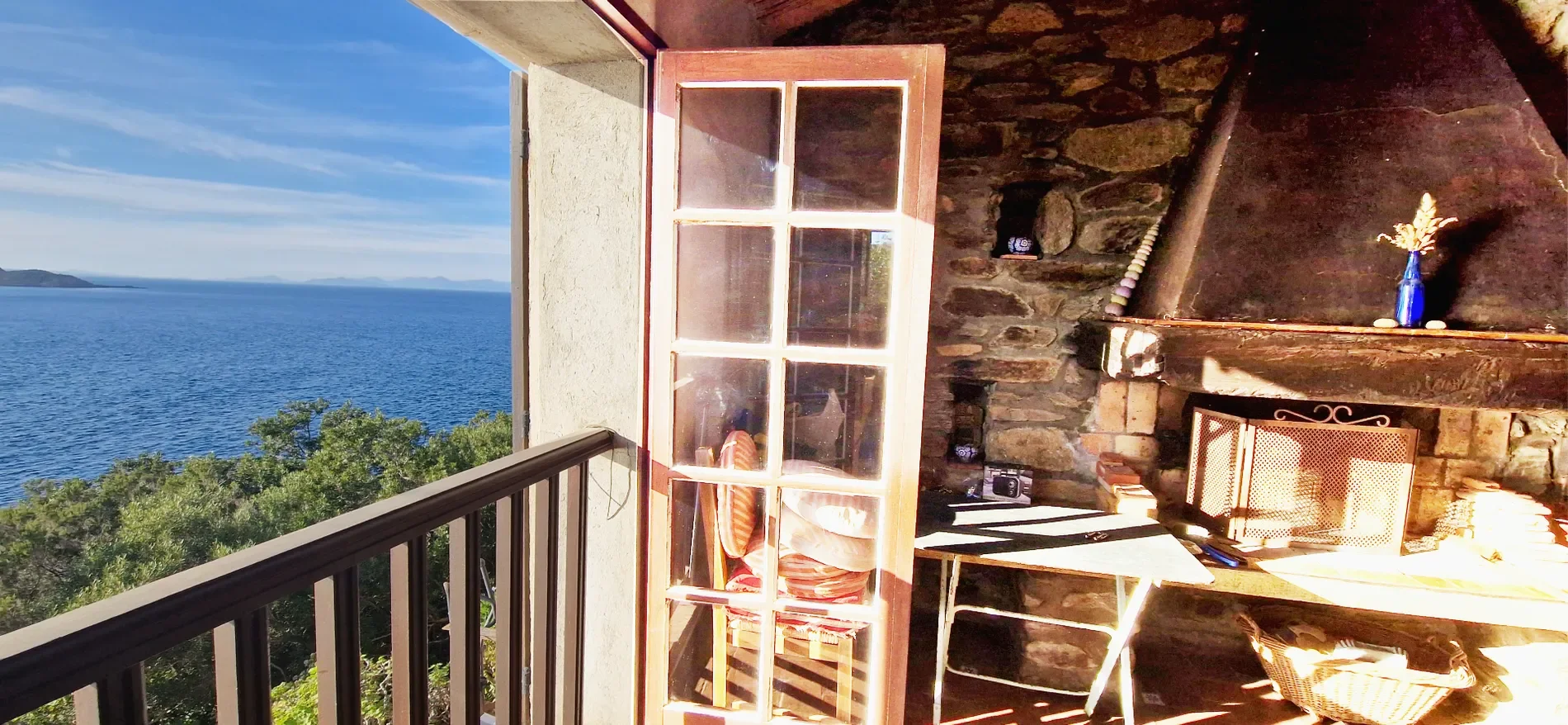 Exterior photo 5