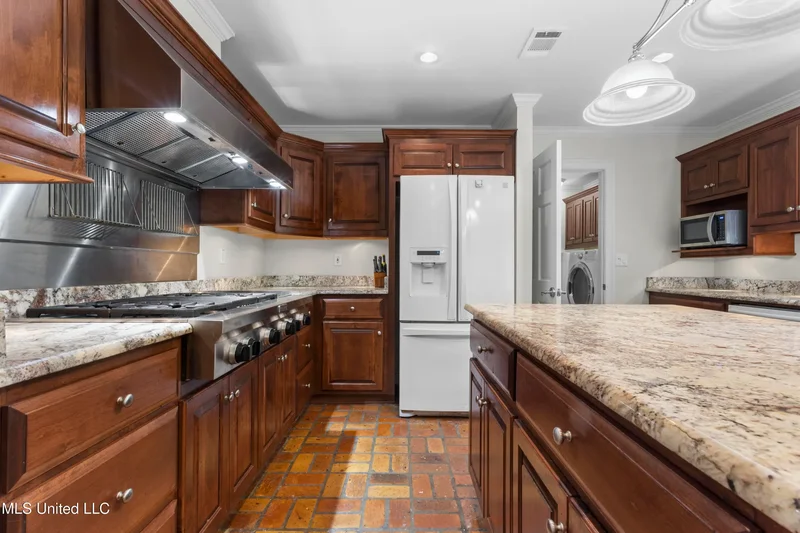 4106 Franklin Avenue, Gulfport, MS 39507, Gulfport, Mississippi, United States. - Photo 14