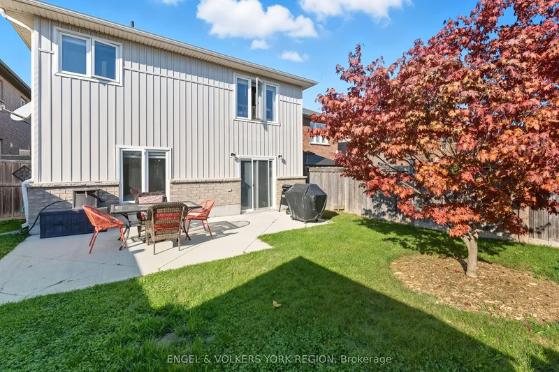 23 Weir Street, Bradford West Gwillimbury, Ontario, Canada. - Photo 11