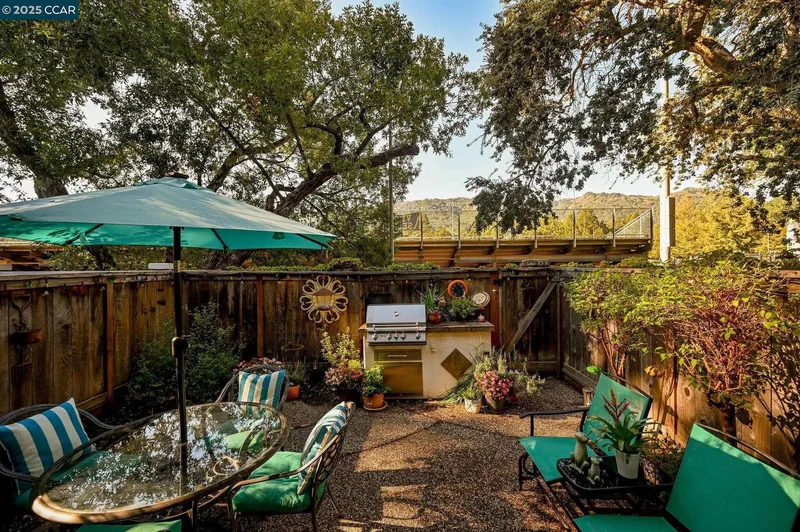 35 Danville Oak Place, Danville, California, United States. - Photo 23
