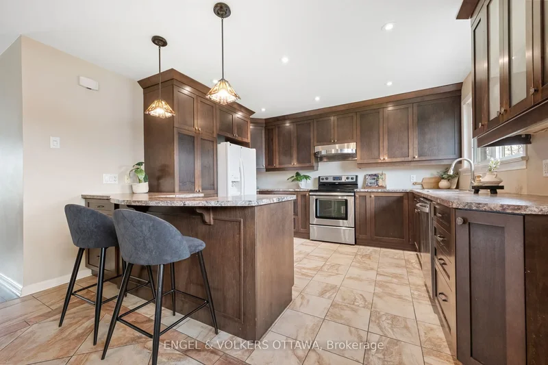 989 Connaught Avenue, Ottawa, Ontario, Canada. - Photo 9