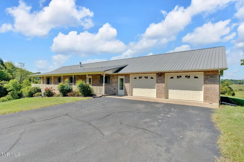 887 Berry Road, Bulls Gap, TN 37711, Greeneville, Tennessee, United States. - Photo 37
