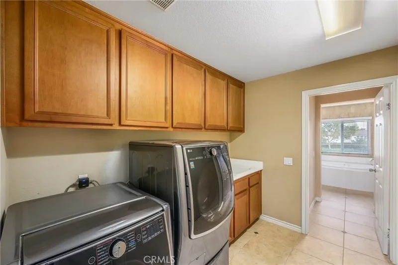 8574 Lourenco Lane, Eastvale, CA 92880, Corona, California, United States. - Photo 23