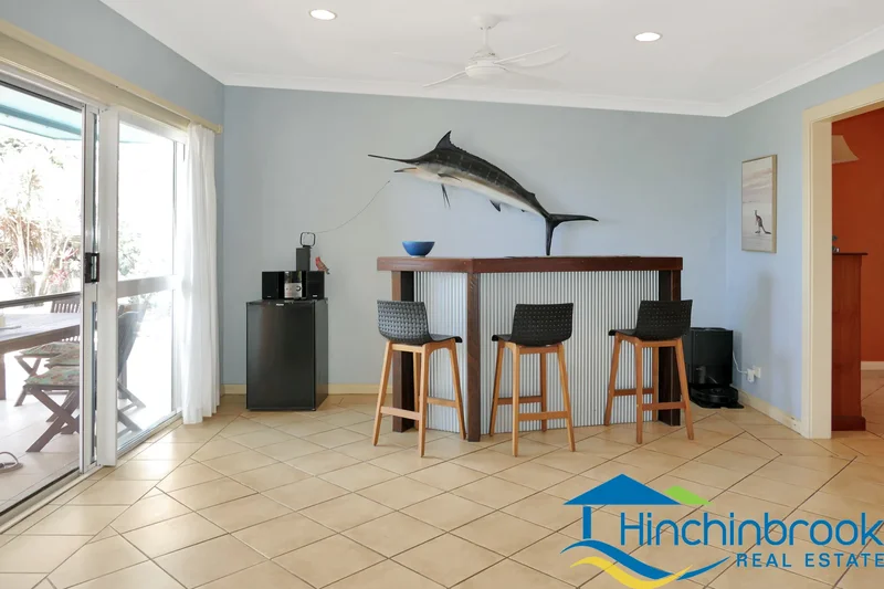 Cardwell, Marine Parade, Cardwell, Queensland, Australia. - Photo 2
