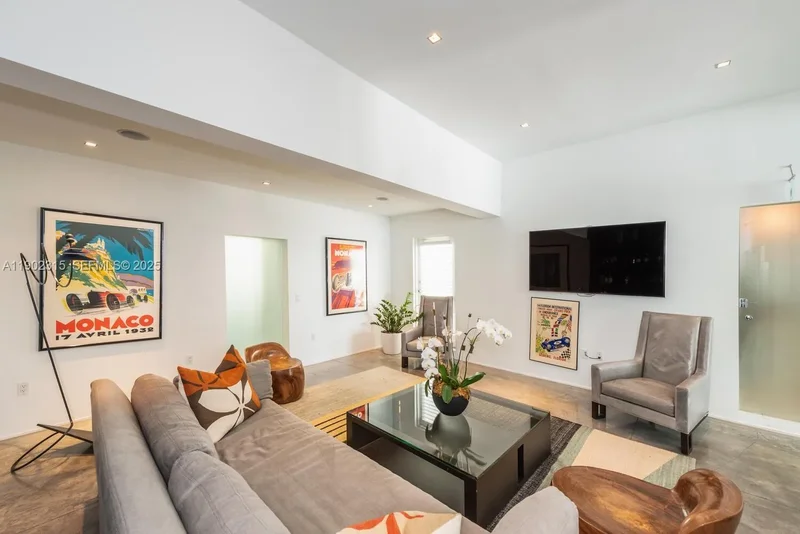302 W San Marino Dr, Miami Beach, Florida, United States. - Photo 30