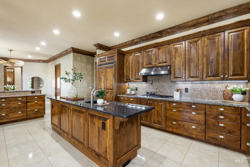 6329 E Wildhorse Ln, Boise, ID 83712, Boise, Idaho, United States. - Photo 8