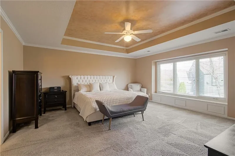304 NE Hidden Valley Way, Lee's Summit, MO 64064, Lee's Summit, Missouri, United States. - Photo 22