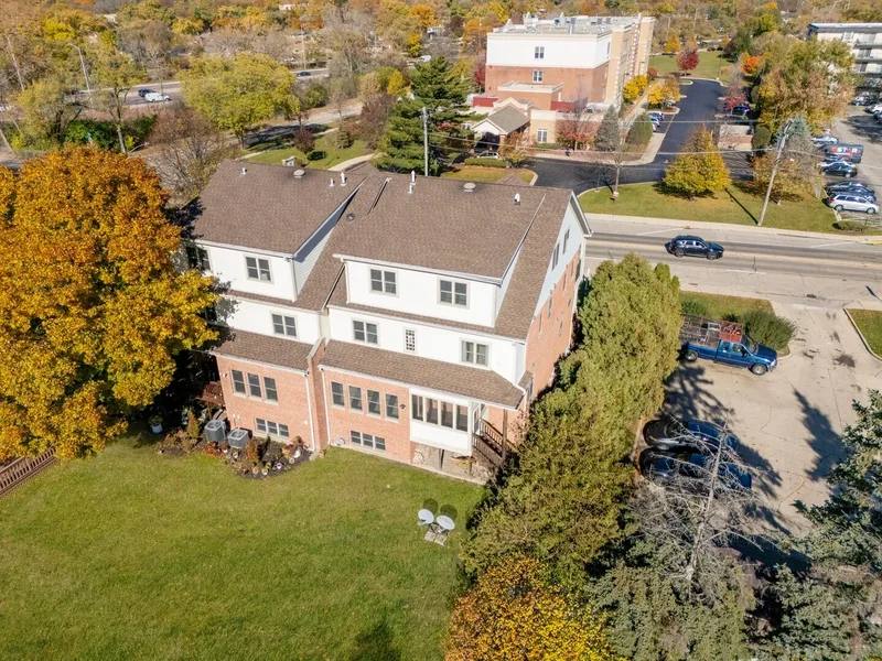 5533 LINCOLN Avenue, Morton Grove, Illinois, United States. - Photo 21