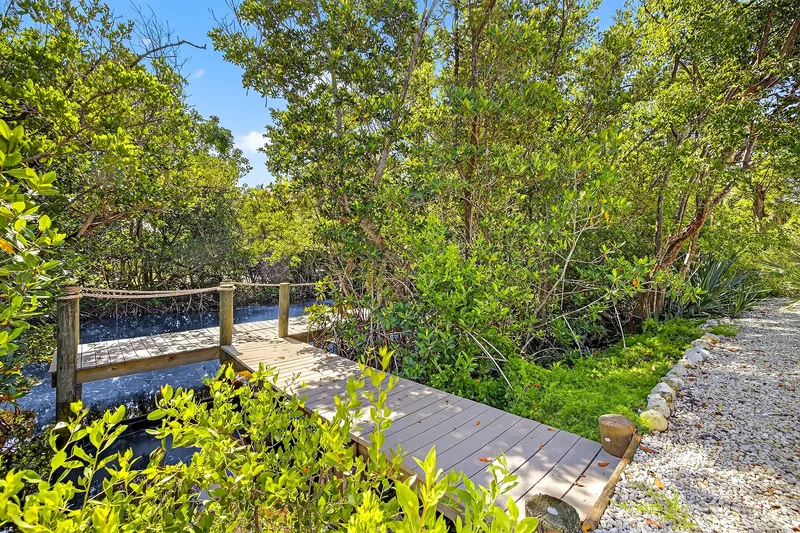 1105 Skiff Place, Sanibel, FL 33957, Sanibel, Florida, United States. - Photo 5