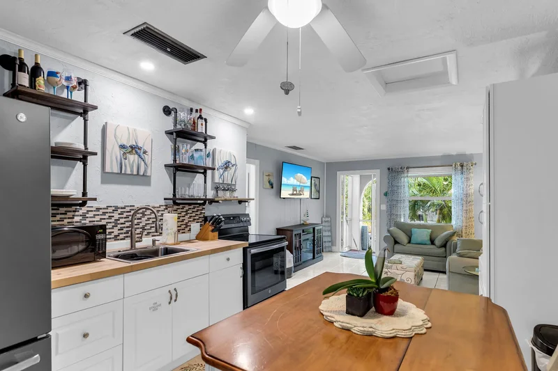 211 120th Street Gulf B, Marathon, FL 33050, Marathon, Florida, United States. - Photo 15